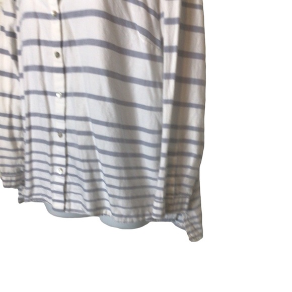 J Jill 100 %Cotton Lightweight Button Up Blouse Size Large Petite - Picture 3 of 7